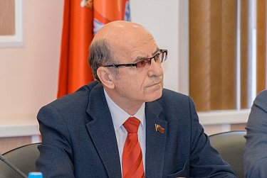 Нотариусов обяжут создавать архивы